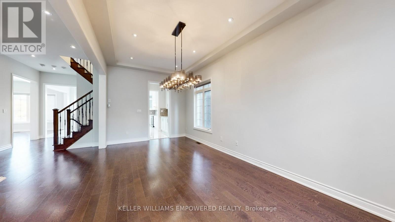 138 Crane Street, Aurora, Ontario  L4G 0W2 - Photo 5 - N12399115