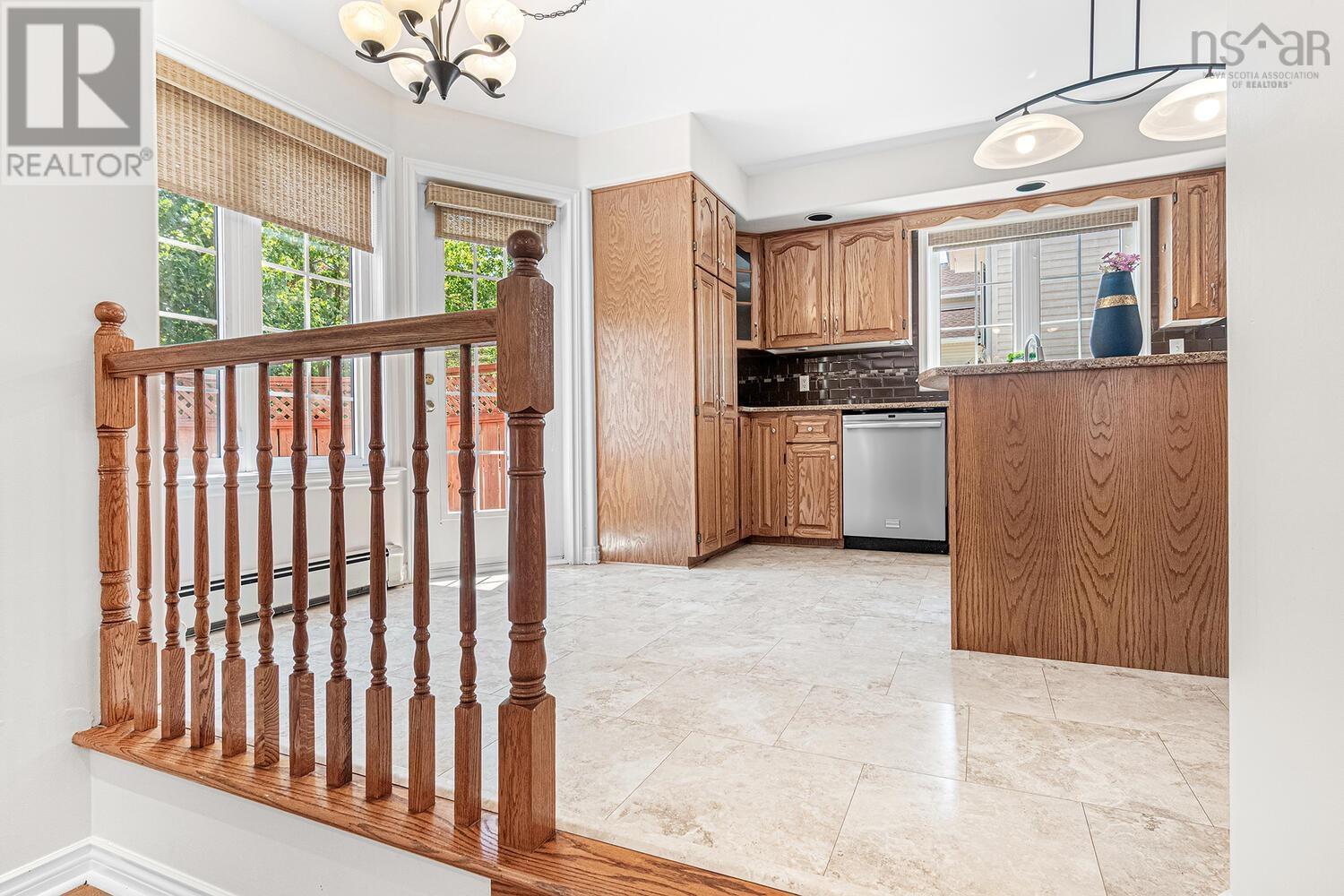 15 Essex Lane, Halifax, Nova Scotia  B3S 1E3 - Photo 11 - 202519508