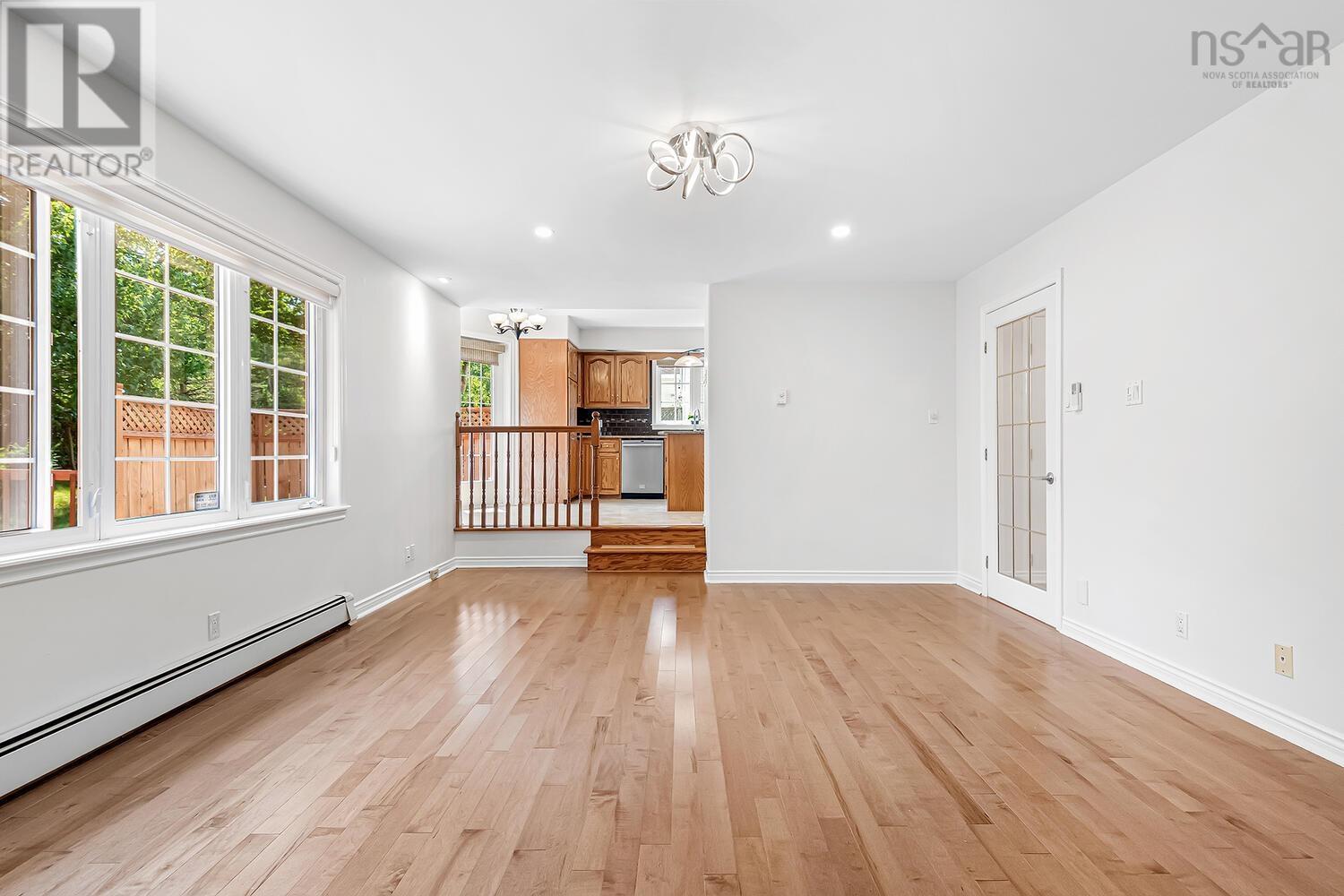 15 Essex Lane, Halifax, Nova Scotia  B3S 1E3 - Photo 7 - 202519508