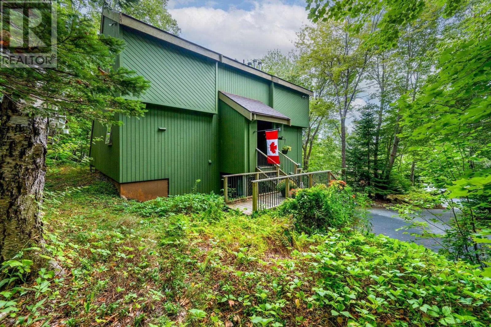 Property at 11 Brant Street image 1