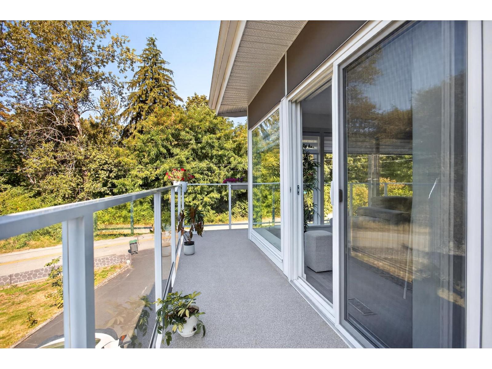 11906 100 Avenue, Surrey, British Columbia  V3V 2W1 - Photo 12 - R3046915