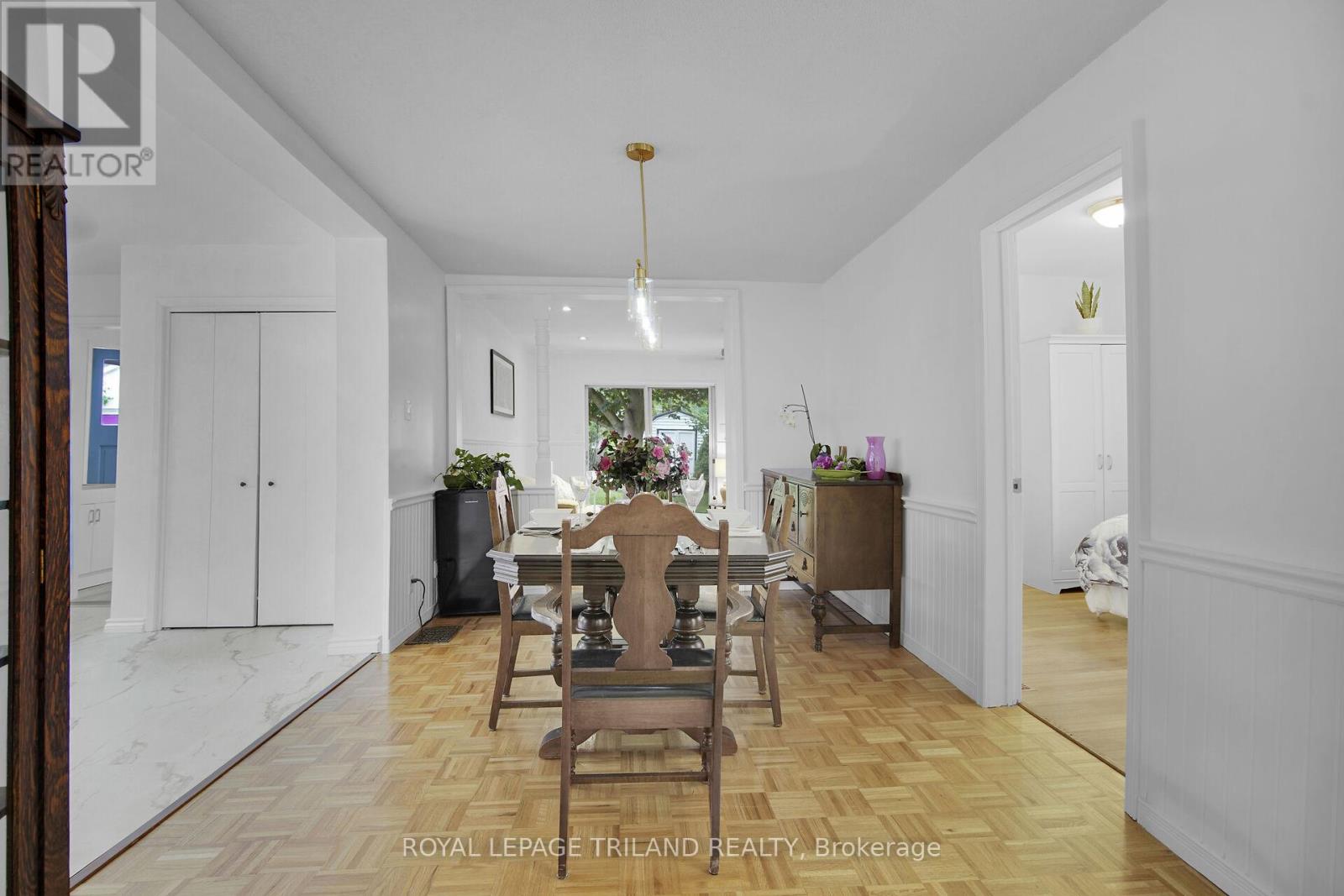 209 Water Street, Lucan Biddulph, Ontario  N0M 2J0 - Photo 10 - X12249756