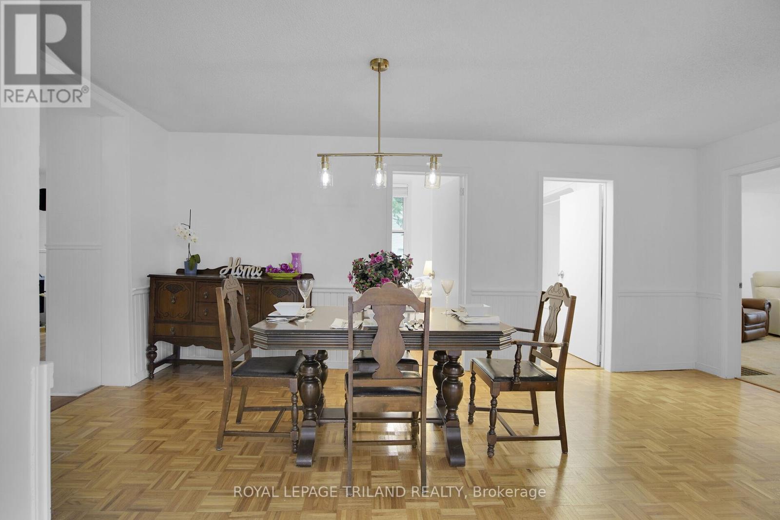 209 Water Street, Lucan Biddulph, Ontario  N0M 2J0 - Photo 9 - X12249756