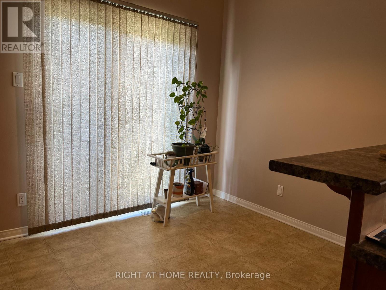 270 Deercroft Avenue, Ottawa, Ontario  K2J 5B8 - Photo 17 - X12399142