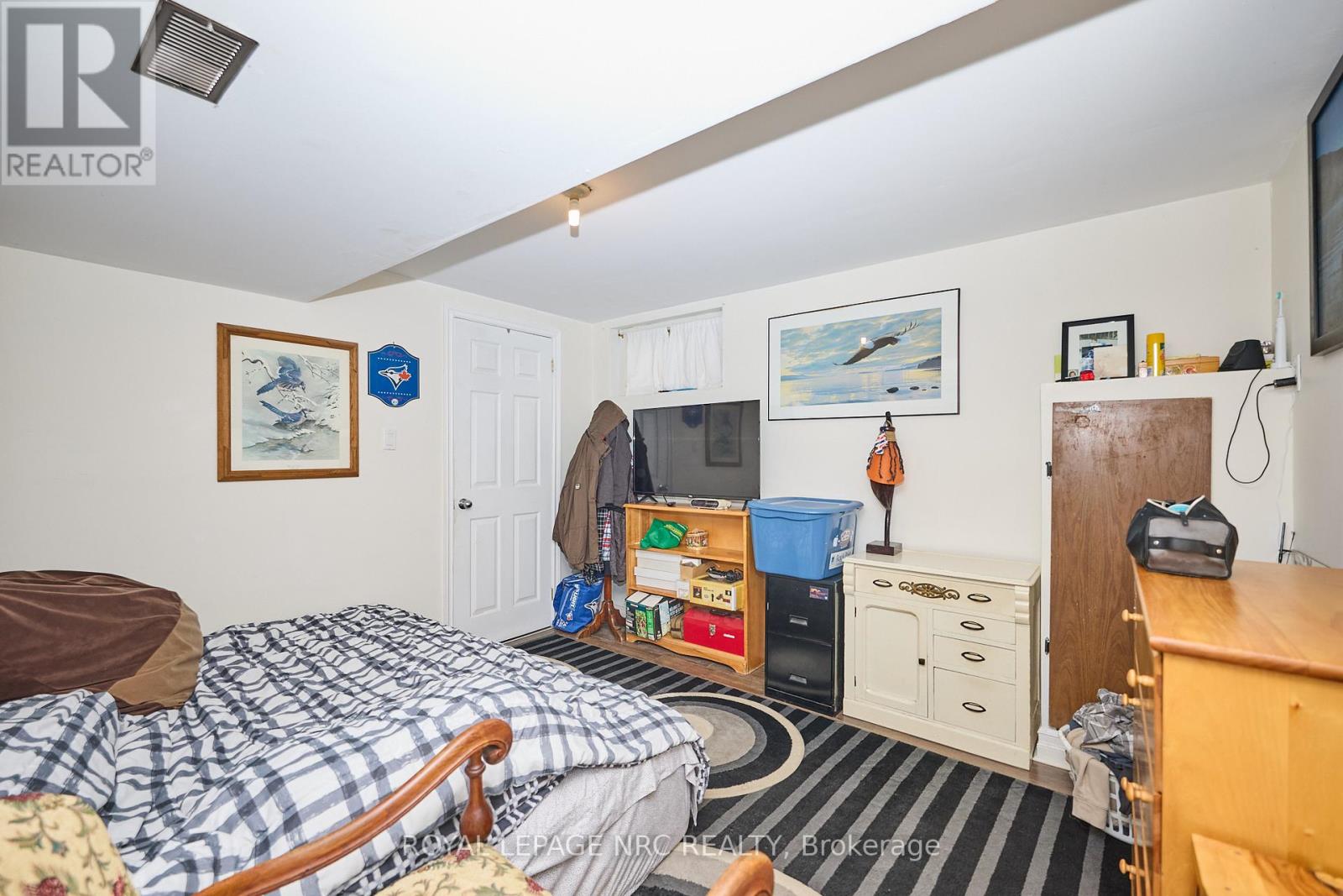 53 Concord Avenue, St. Catharines, Ontario  L2M 5N7 - Photo 20 - X12399136