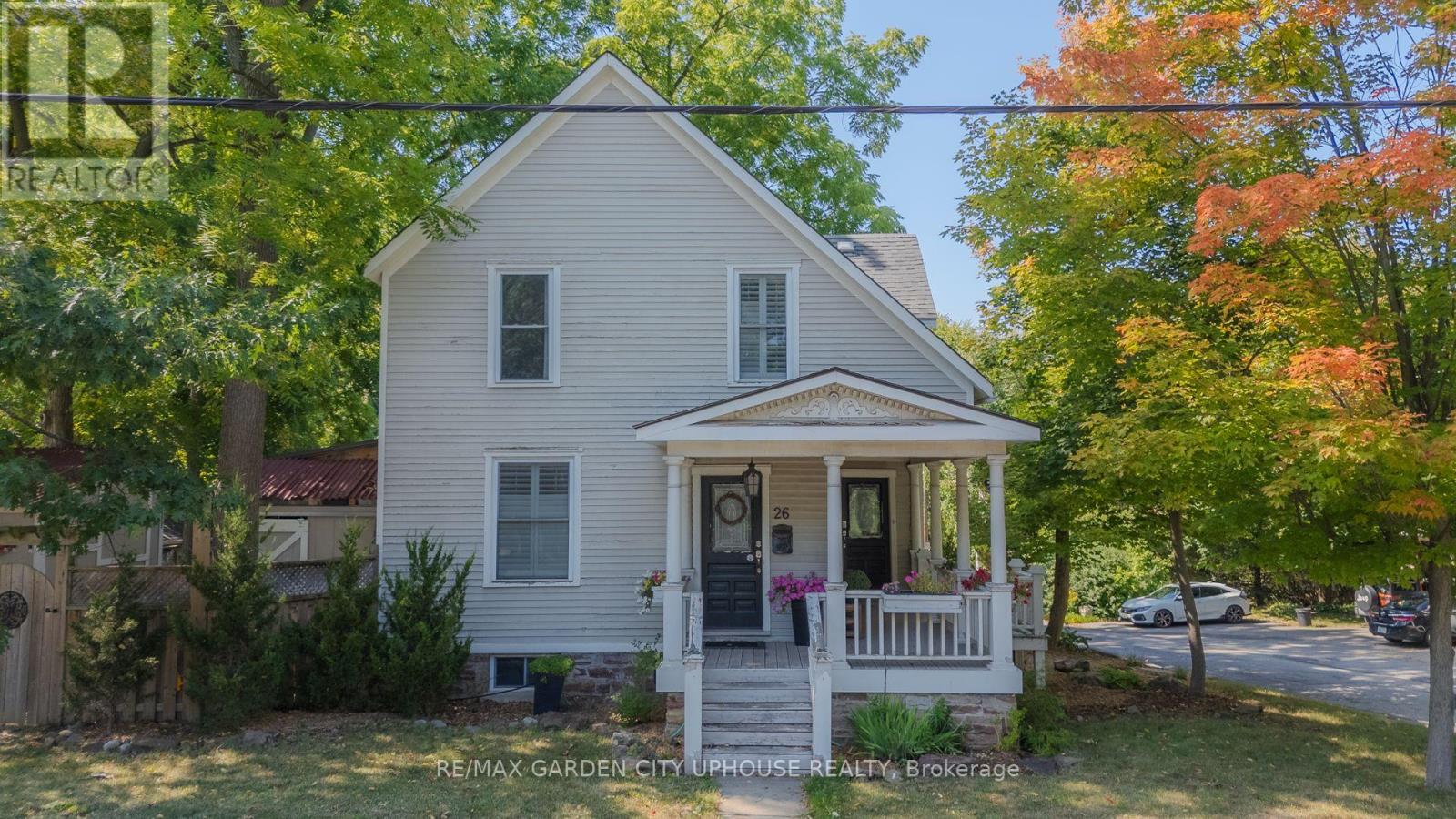 26 Mountain Street, Grimsby, Ontario  L3M 3K1 - Photo 1 - X12399139