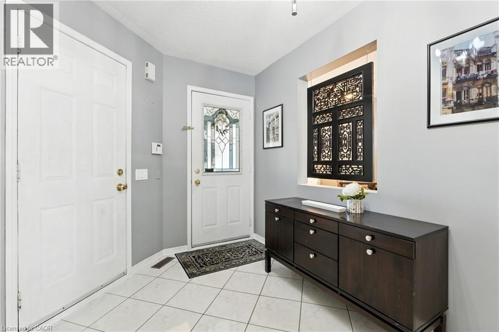 88 Grindstone Way, Waterdown, Ontario  L9H 7B5 - Photo 3 - 40769033