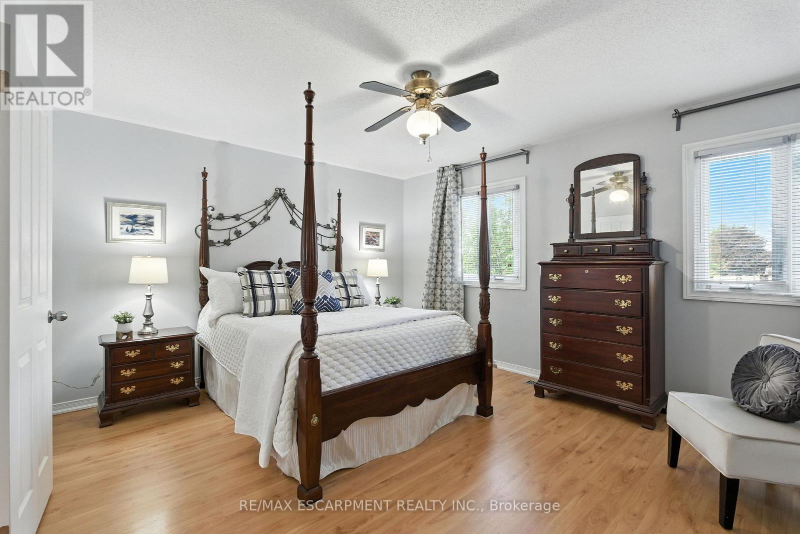 88 Grindstone Way, Hamilton, Ontario  L9H 7B5 - Photo 18 - X12398446
