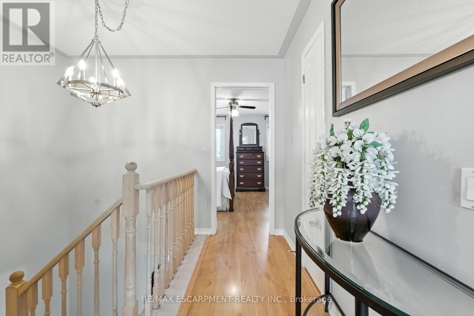 88 Grindstone Way, Hamilton, Ontario  L9H 7B5 - Photo 17 - X12398446