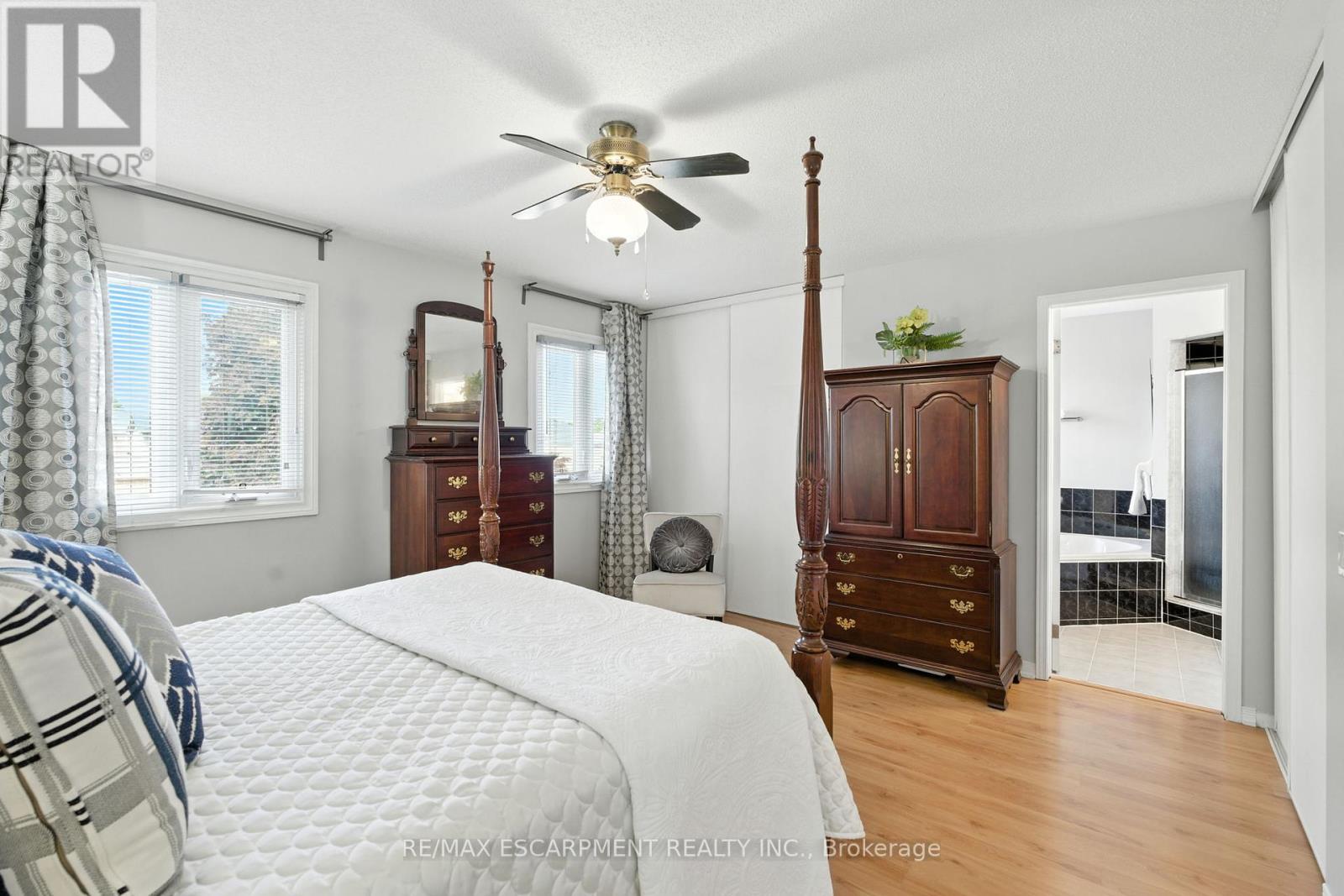 88 Grindstone Way, Hamilton, Ontario  L9H 7B5 - Photo 19 - X12398446