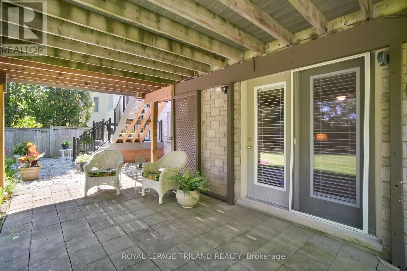 26 Butternut Lane, London South, Ontario  N6K 4J4 - Photo 46 - X12399157