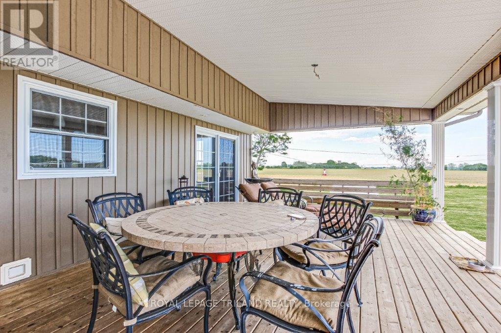 1281 Scotland Drive, London South, Ontario  N6N 1L1 - Photo 4 - X12399183