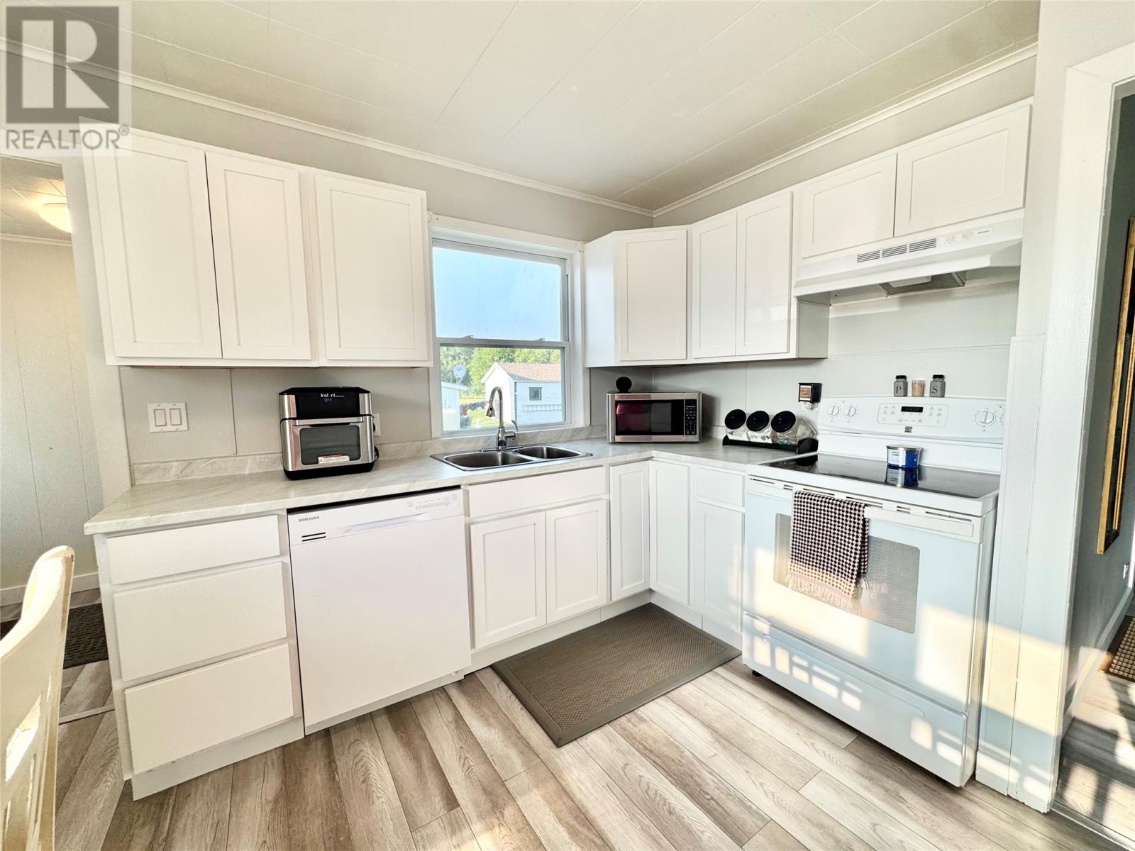 12 Bowater Avenue, Lewisporte, Newfoundland & Labrador  A0G 3A0 - Photo 4 - 1290284