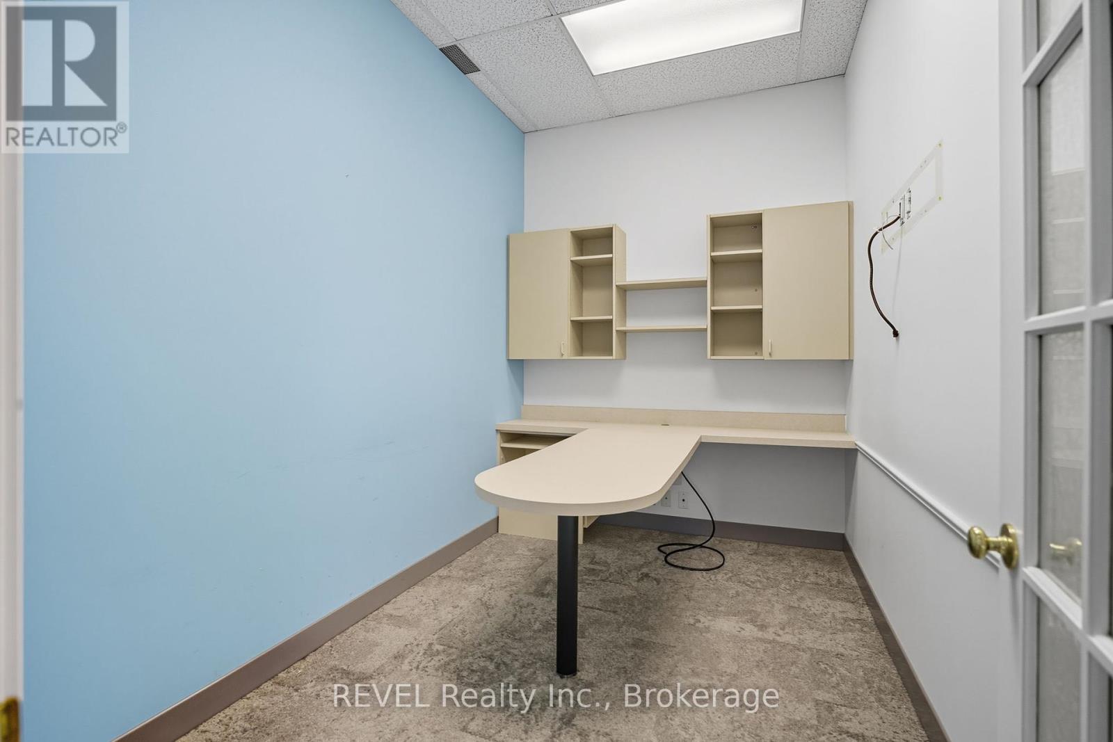 9 - 290 Glendale Avenue, St. Catharines, Ontario  L2T 2L3 - Photo 31 - X12323122