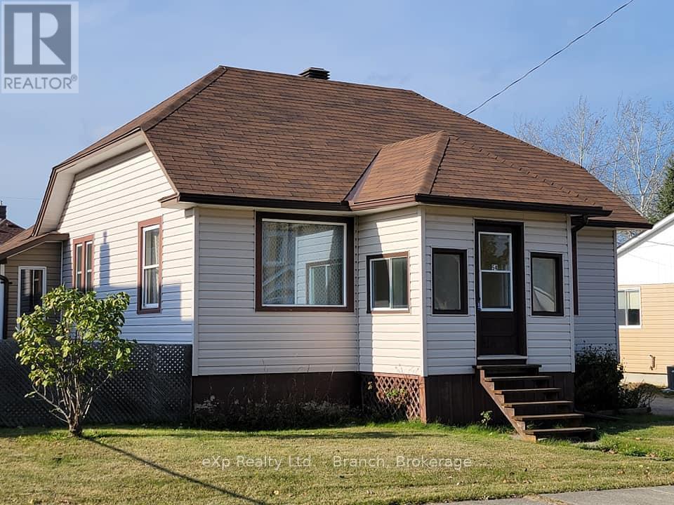 54 SIXTH STREET, Smooth Rock Falls, Ontario