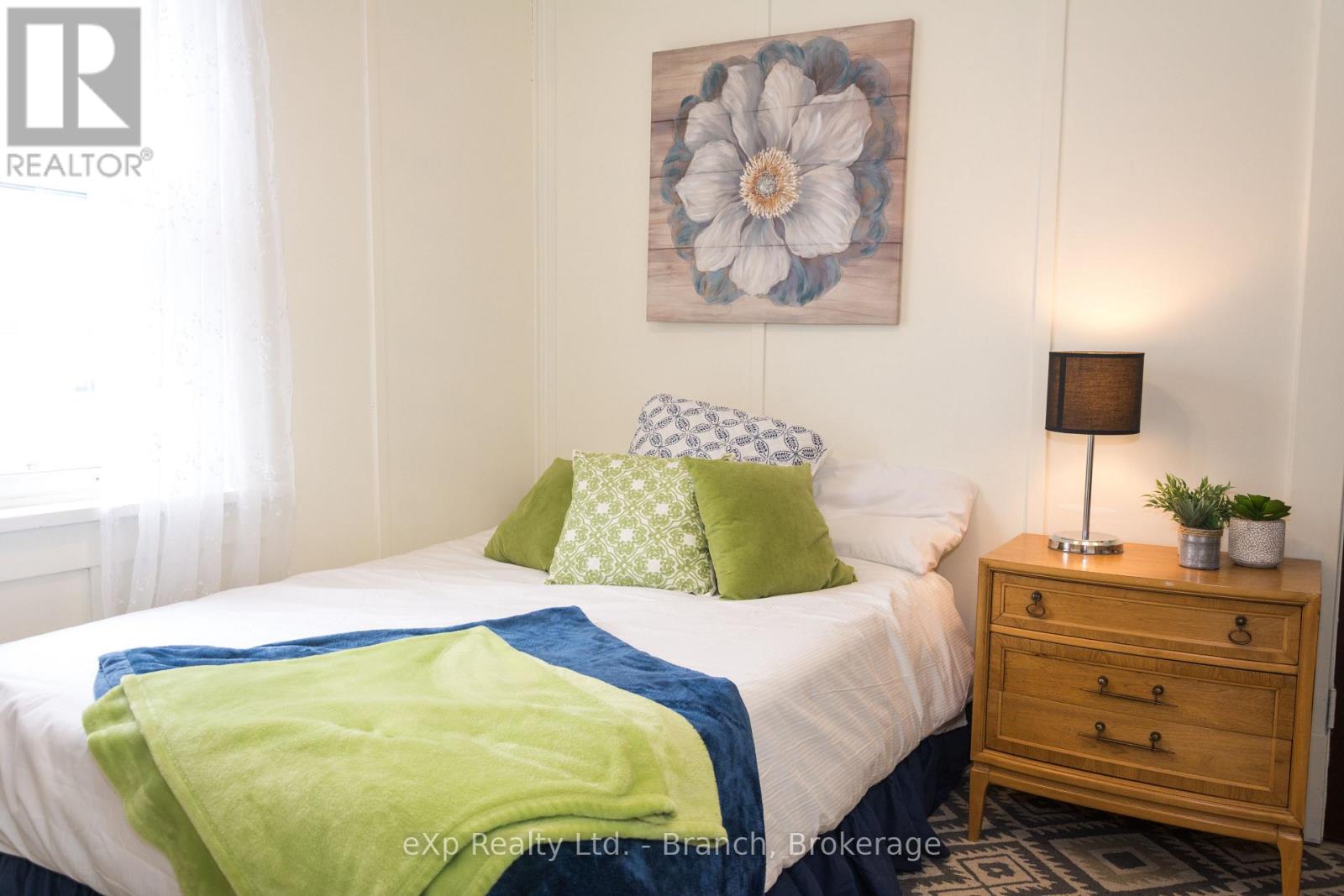 54 Sixth Street, Smooth Rock Falls, Ontario  P0L 2B0 - Photo 15 - T12399171