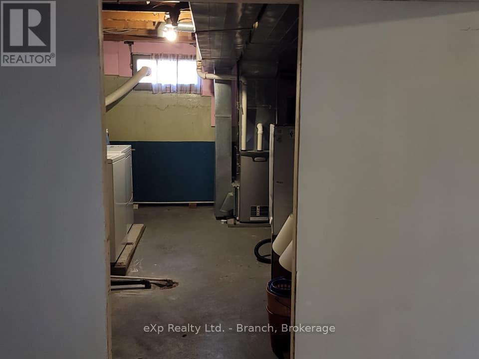 54 Sixth Street, Smooth Rock Falls, Ontario  P0L 2B0 - Photo 22 - T12399171