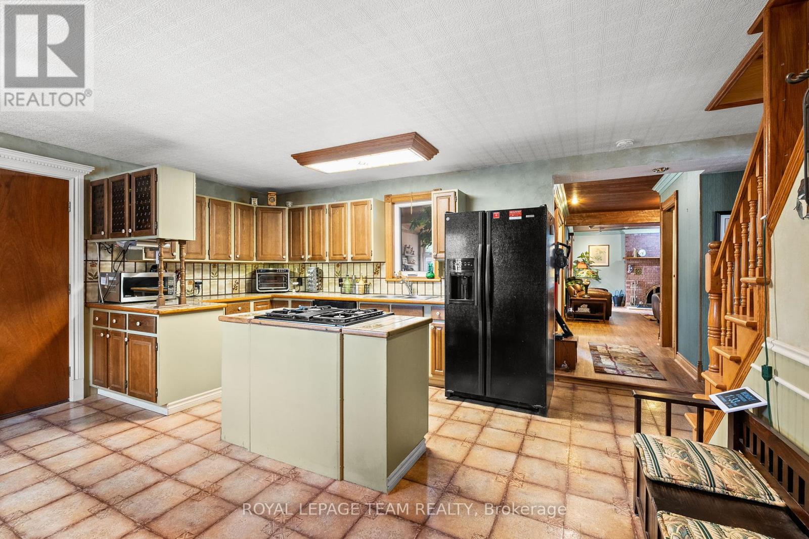 34 Princess Street, Carleton Place, Ontario  K7C 2M5 - Photo 6 - X12399150