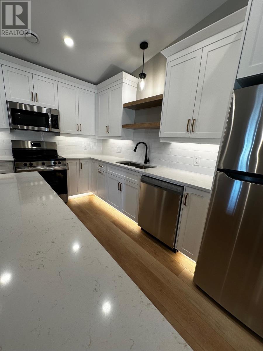 Property at 160 BROOKLYN Avenue image 4
