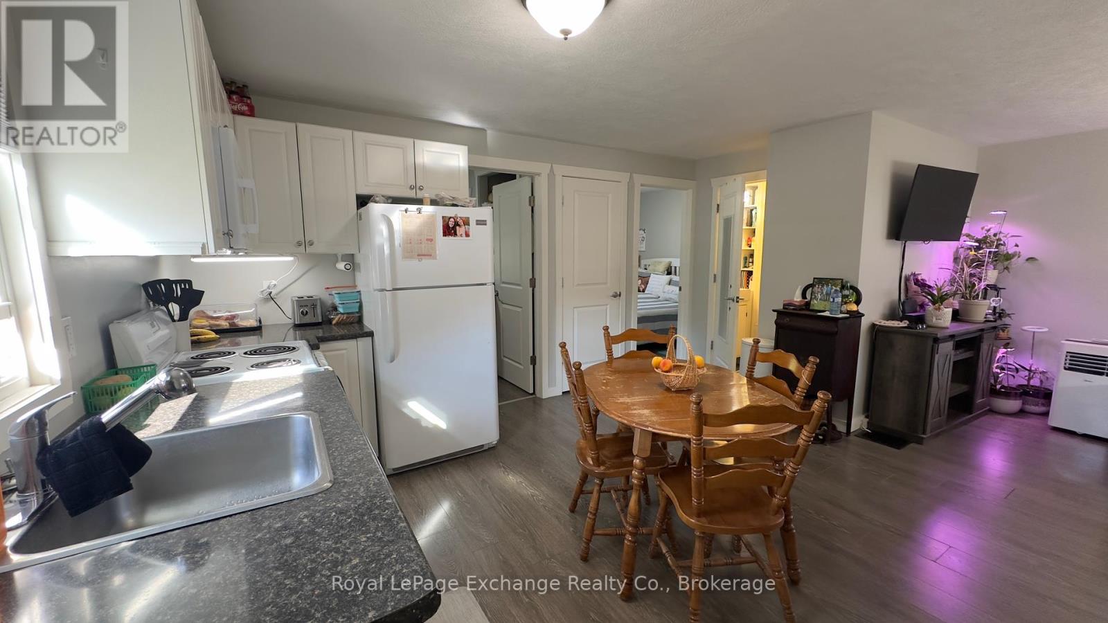 127 Yonge Street S, Brockton, Ontario  N0G 2V0 - Photo 17 - X12399155