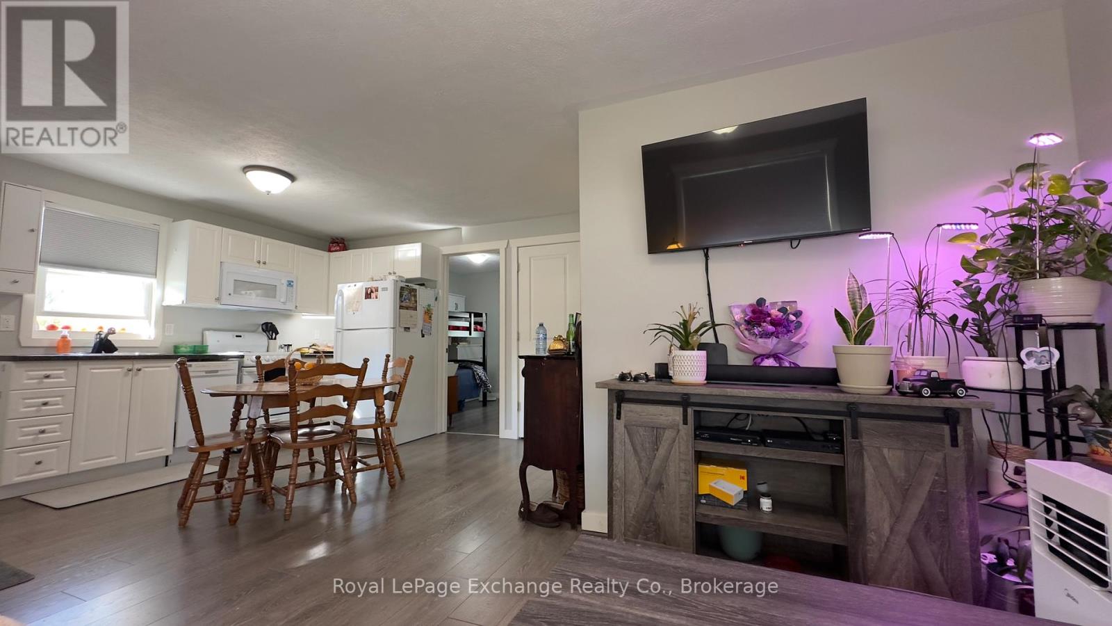 127 Yonge Street S, Brockton, Ontario  N0G 2V0 - Photo 21 - X12399155