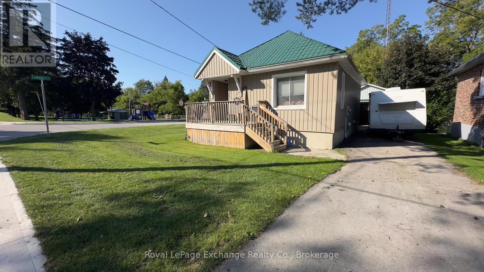127 Yonge Street S, Brockton, Ontario  N0G 2V0 - Photo 6 - X12399155