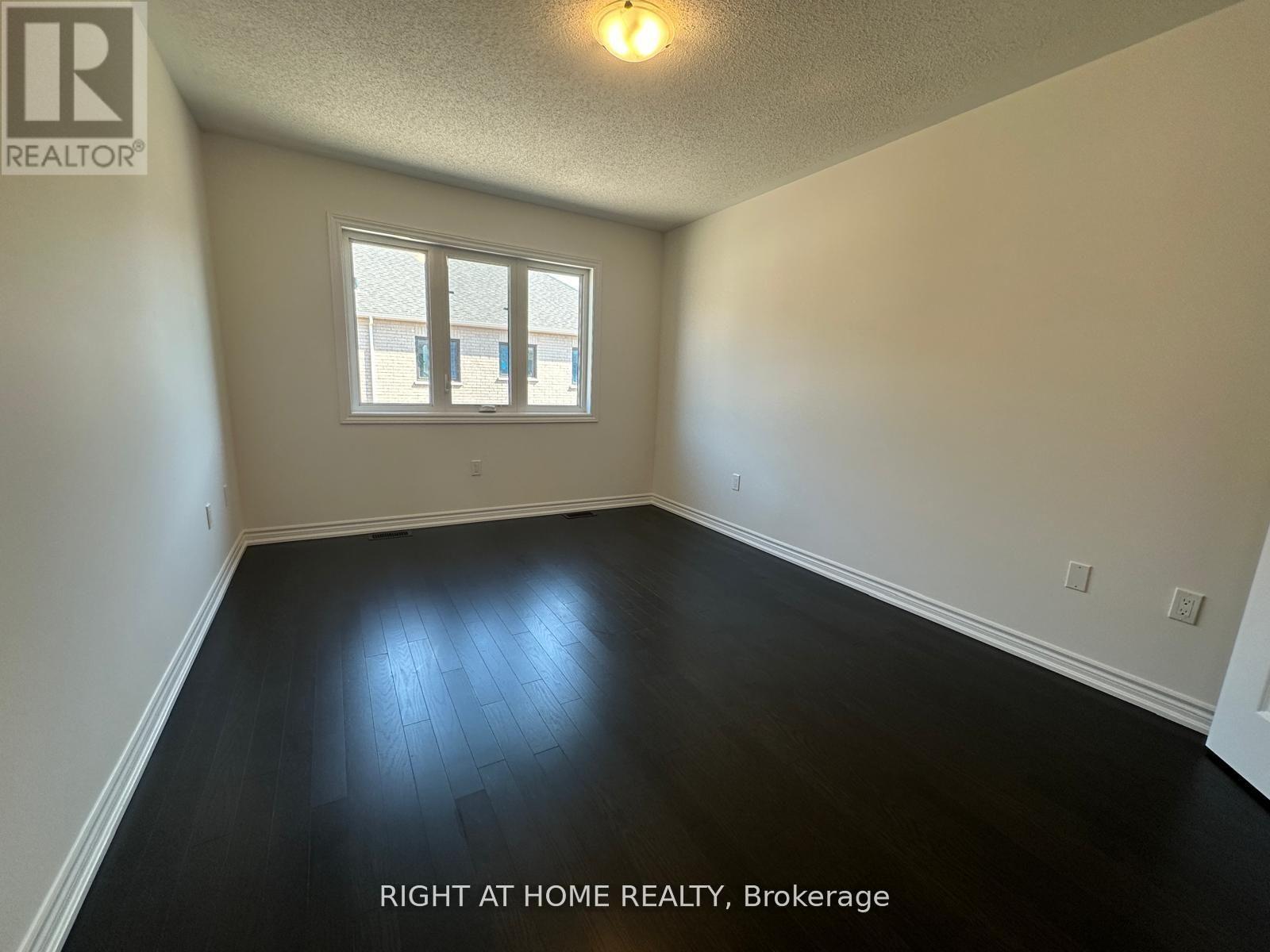 516 Celandine Terrace, Milton, Ontario  L9E 1Z8 - Photo 16 - W12399131