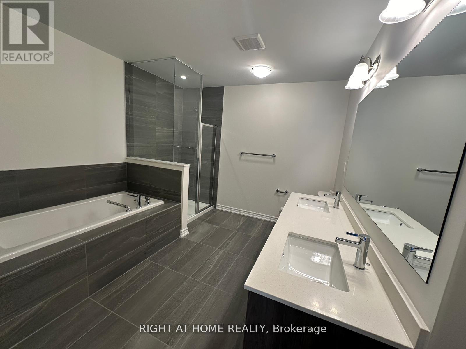 516 Celandine Terrace, Milton, Ontario  L9E 1Z8 - Photo 19 - W12399131
