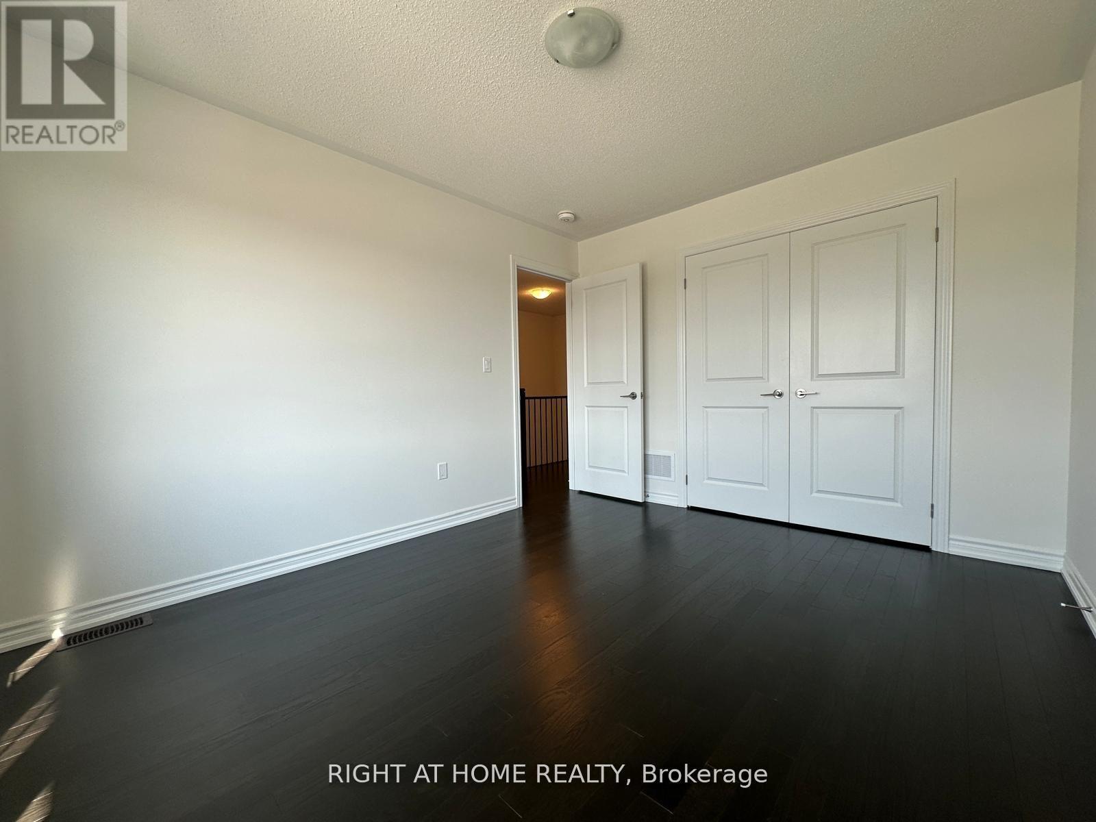 516 Celandine Terrace, Milton, Ontario  L9E 1Z8 - Photo 25 - W12399131