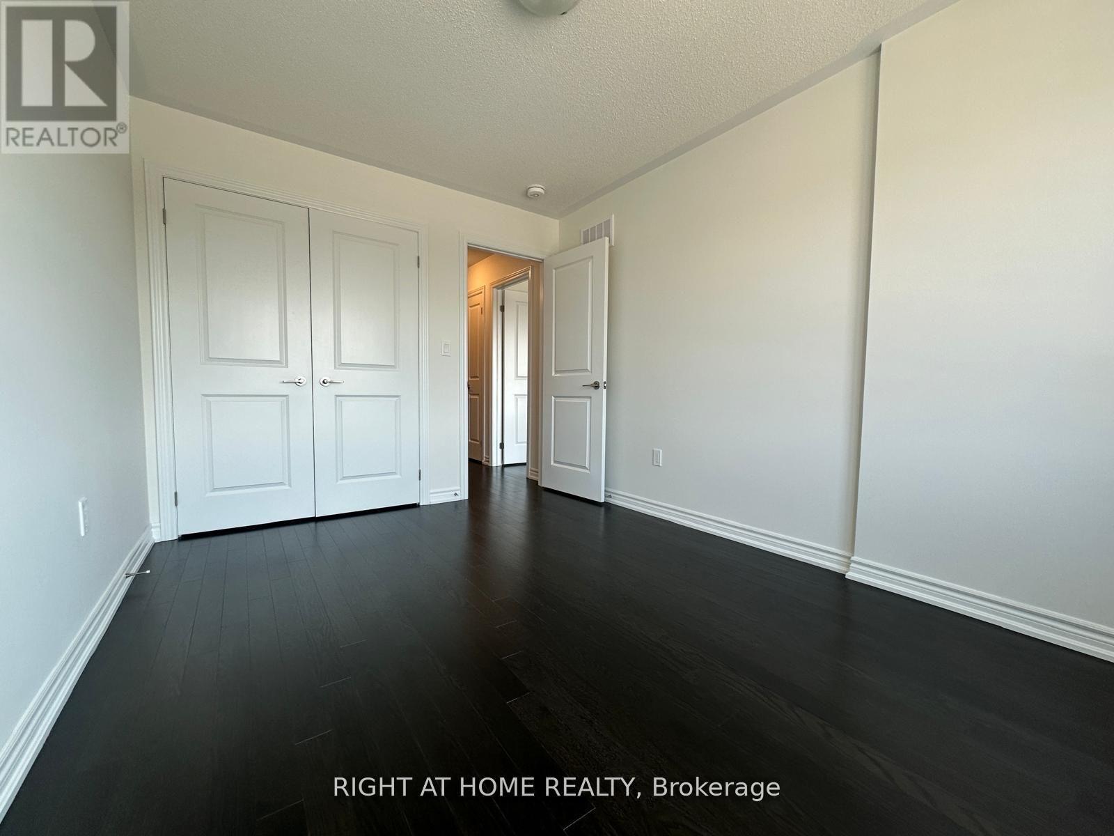 516 Celandine Terrace, Milton, Ontario  L9E 1Z8 - Photo 26 - W12399131