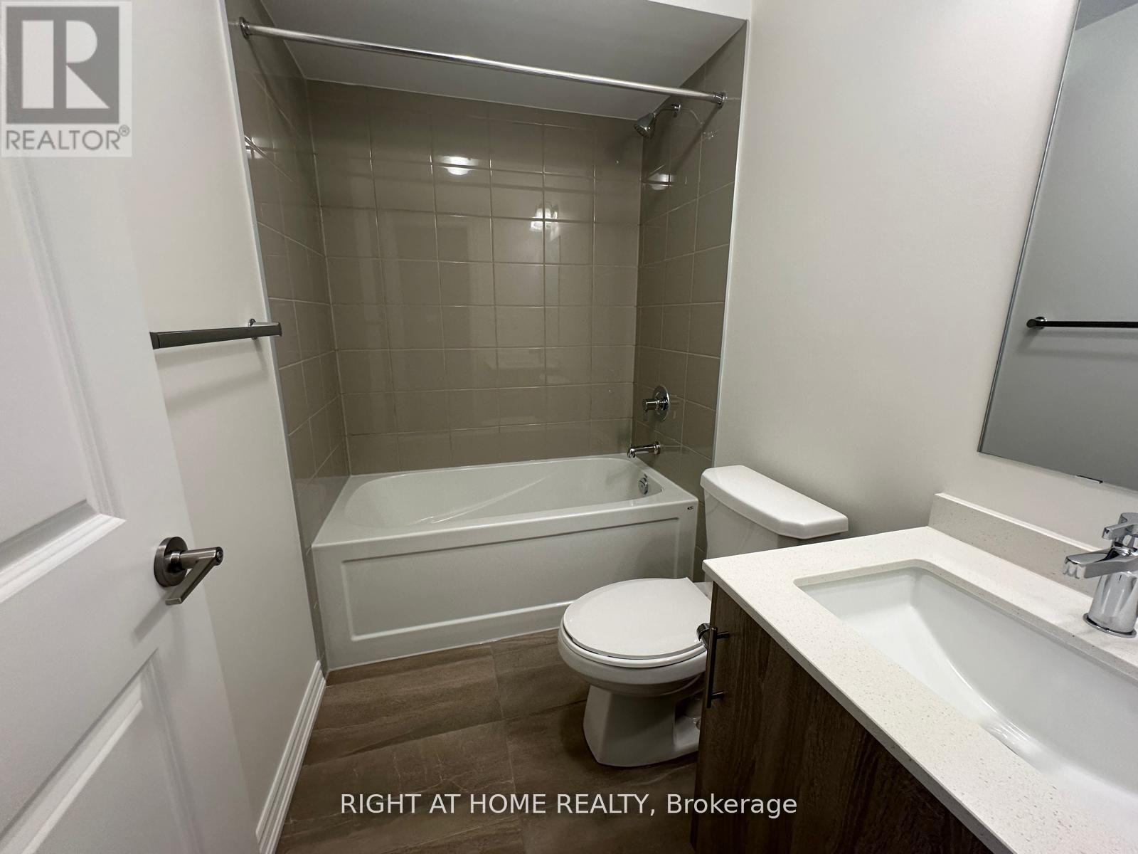 516 Celandine Terrace, Milton, Ontario  L9E 1Z8 - Photo 27 - W12399131