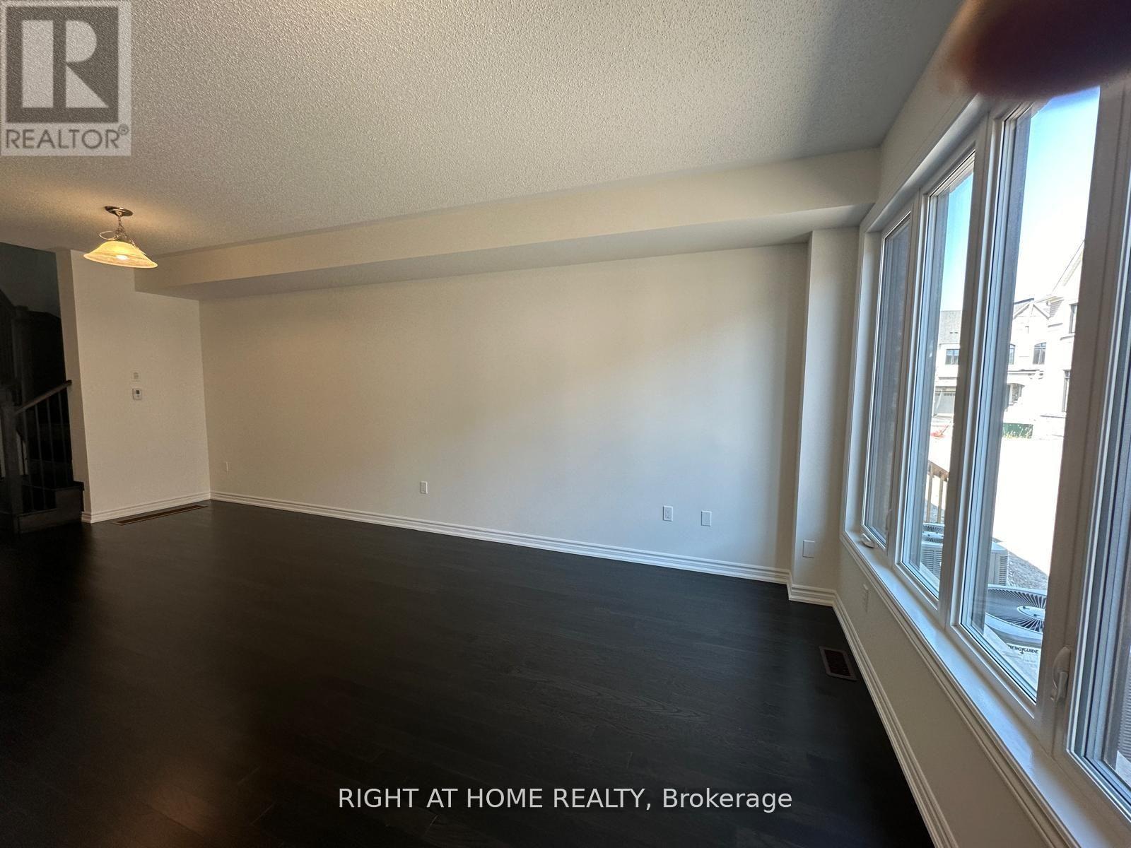 516 Celandine Terrace, Milton, Ontario  L9E 1Z8 - Photo 8 - W12399131