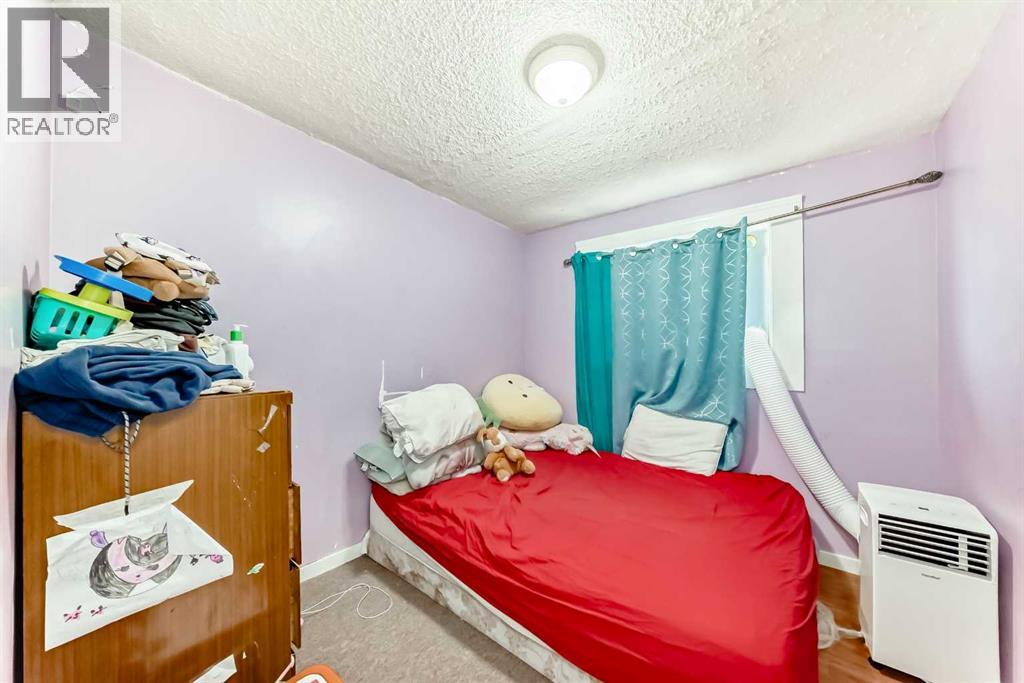 203 Penbrooke Close Se, Calgary, Alberta  T2A 3N9 - Photo 17 - A2256139