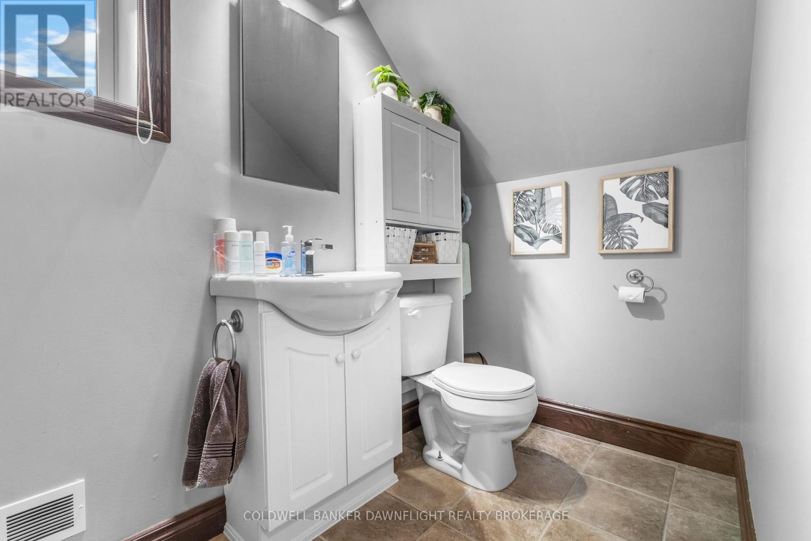 383 William Street, South Huron, Ontario  N0M 1S2 - Photo 24 - X12398459