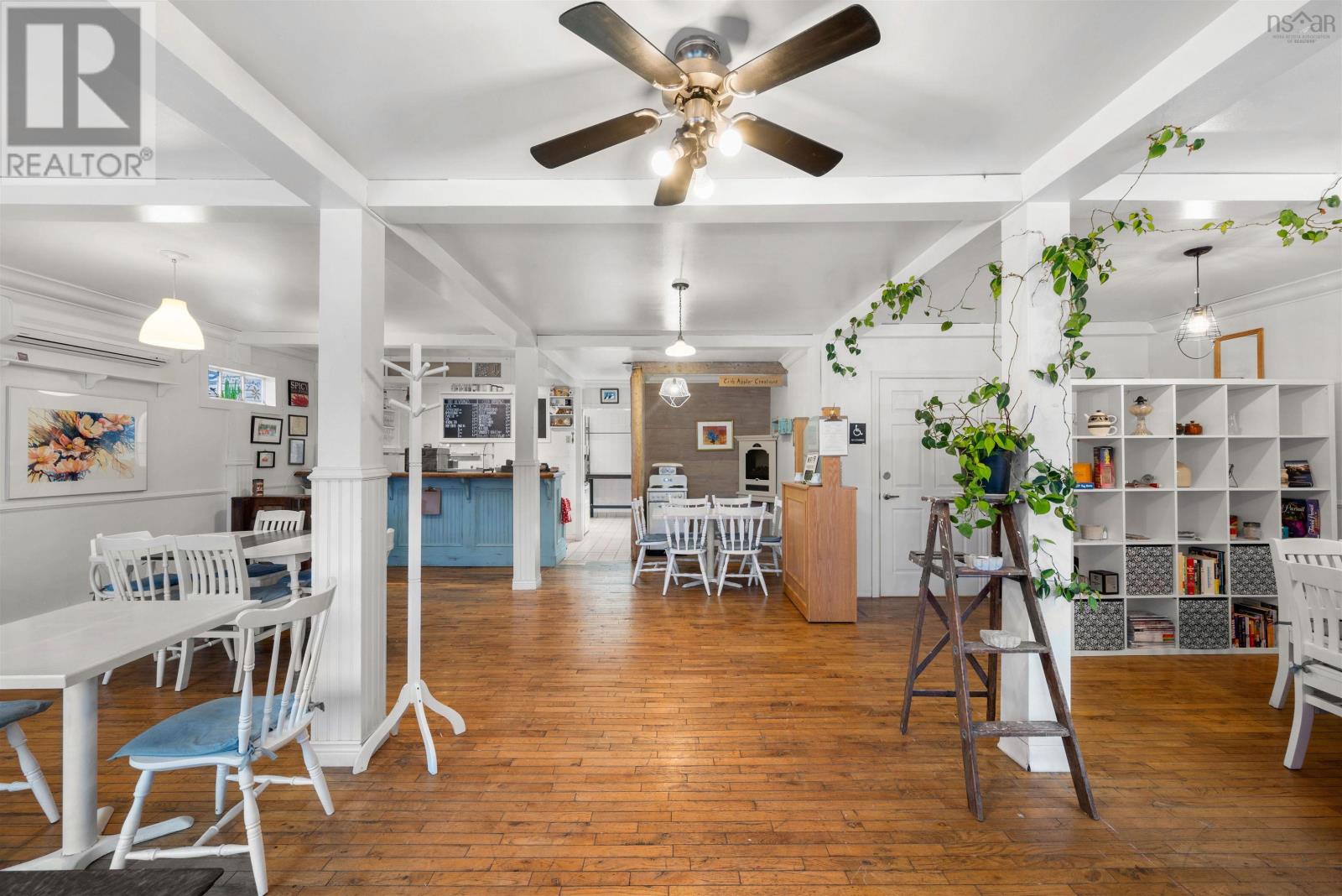 11377 Peggys Cove Road, Seabright, Nova Scotia  B3Z 2Z3 - Photo 3 - 202501026