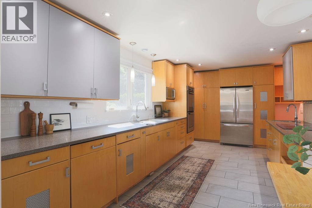 1005 Kennebecasis Drive, Saint John, New Brunswick  E2K 5A6 - Photo 3 - NB126533