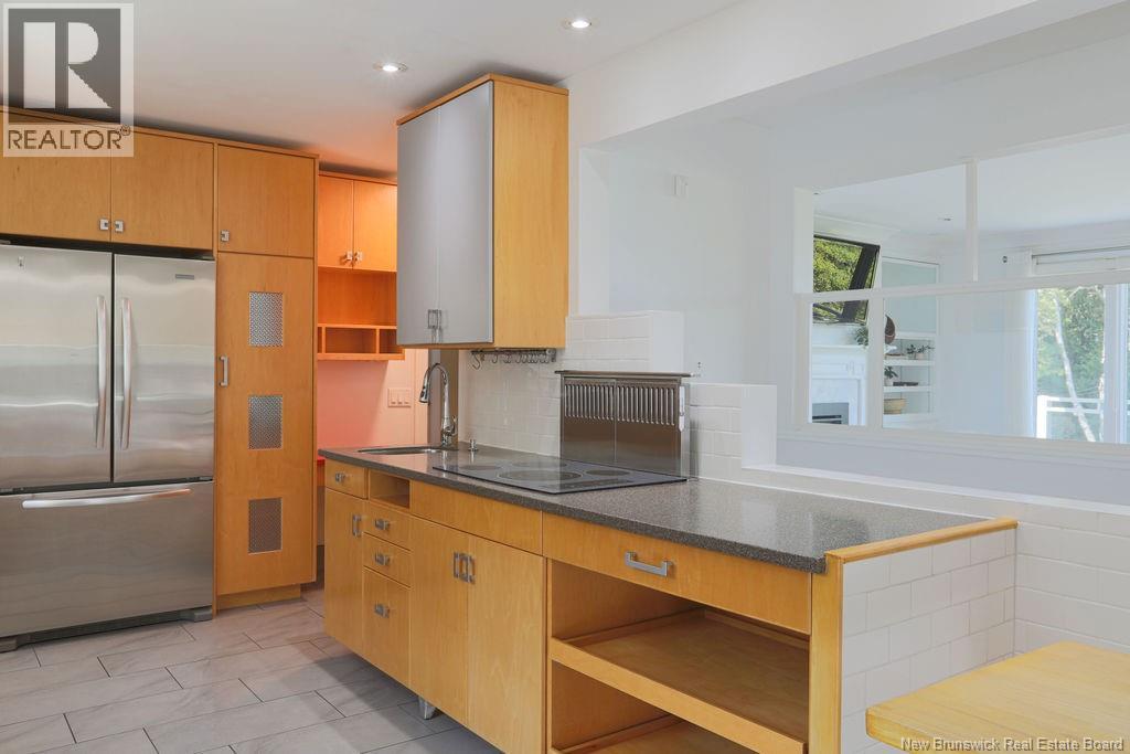 1005 Kennebecasis Drive, Saint John, New Brunswick  E2K 5A6 - Photo 8 - NB126533