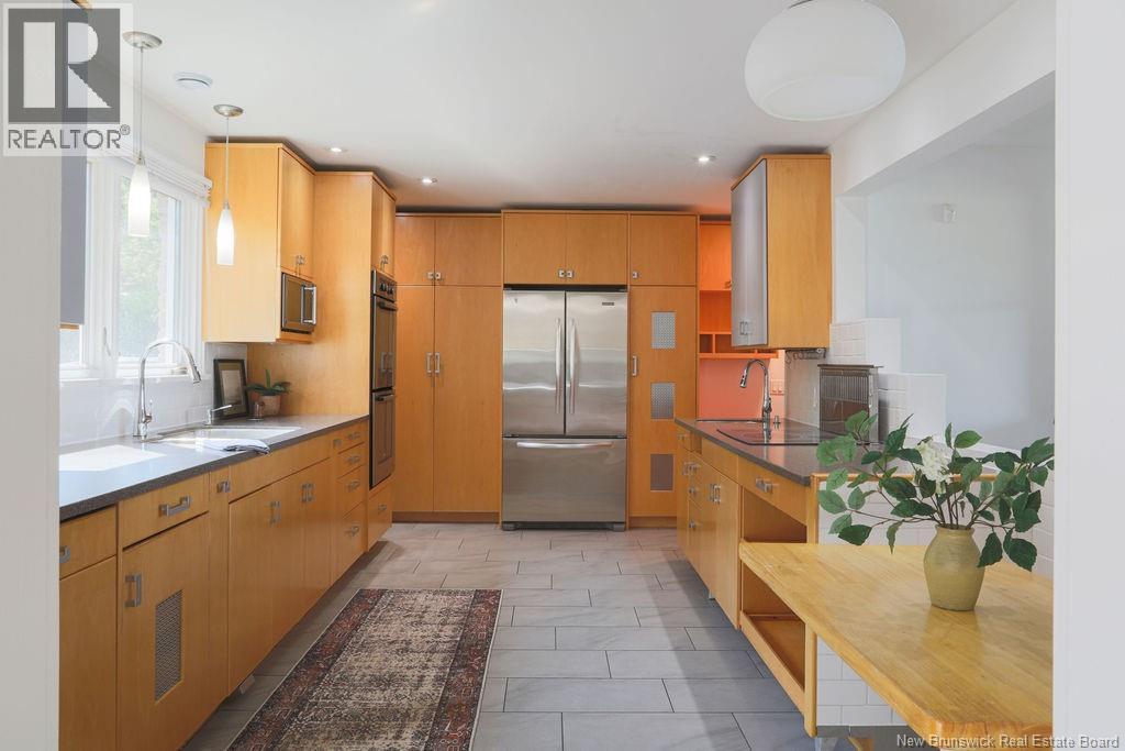 1005 Kennebecasis Drive, Saint John, New Brunswick  E2K 5A6 - Photo 5 - NB126533