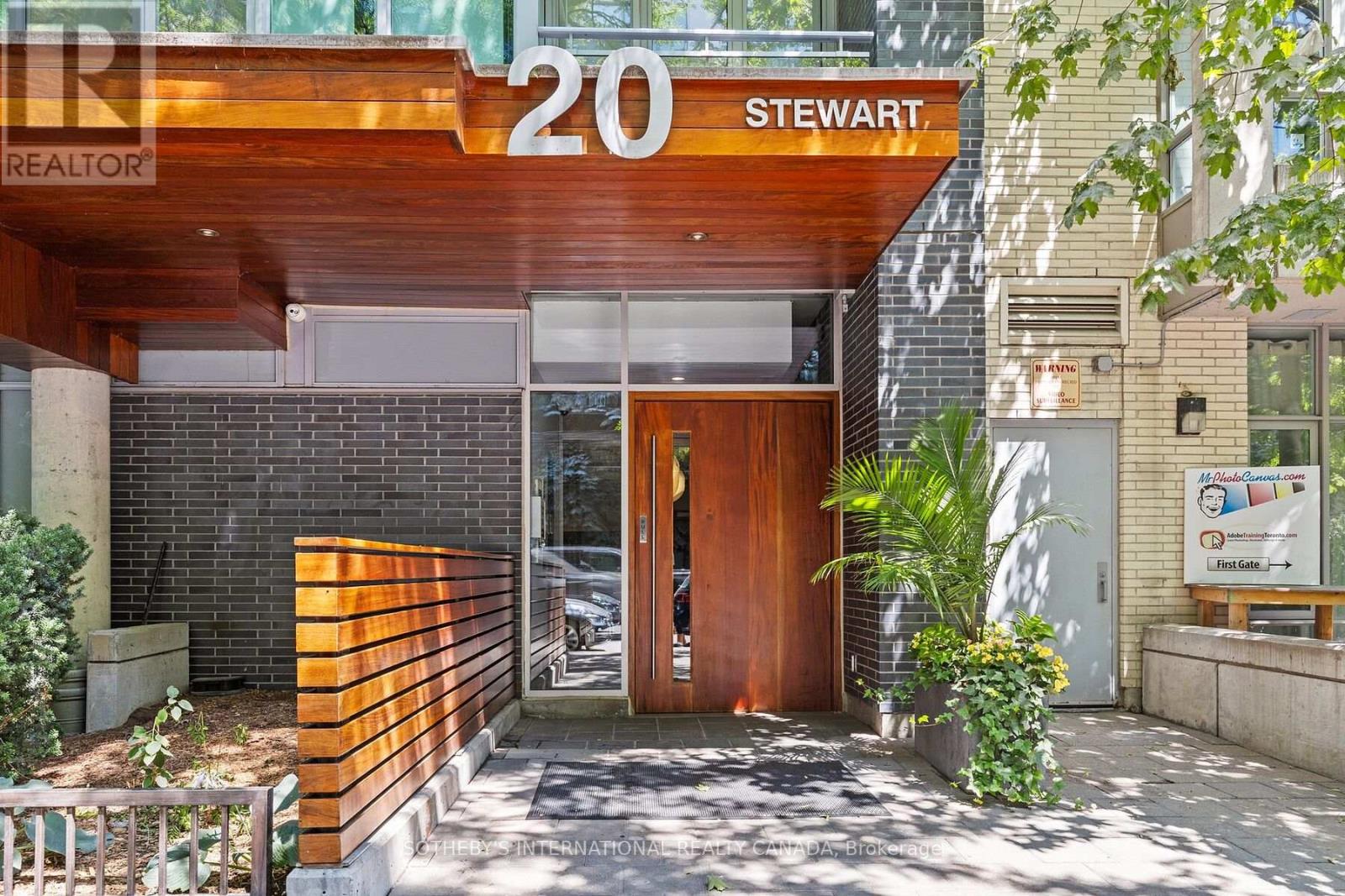 706 - 20 STEWART STREET, Toronto, Ontario