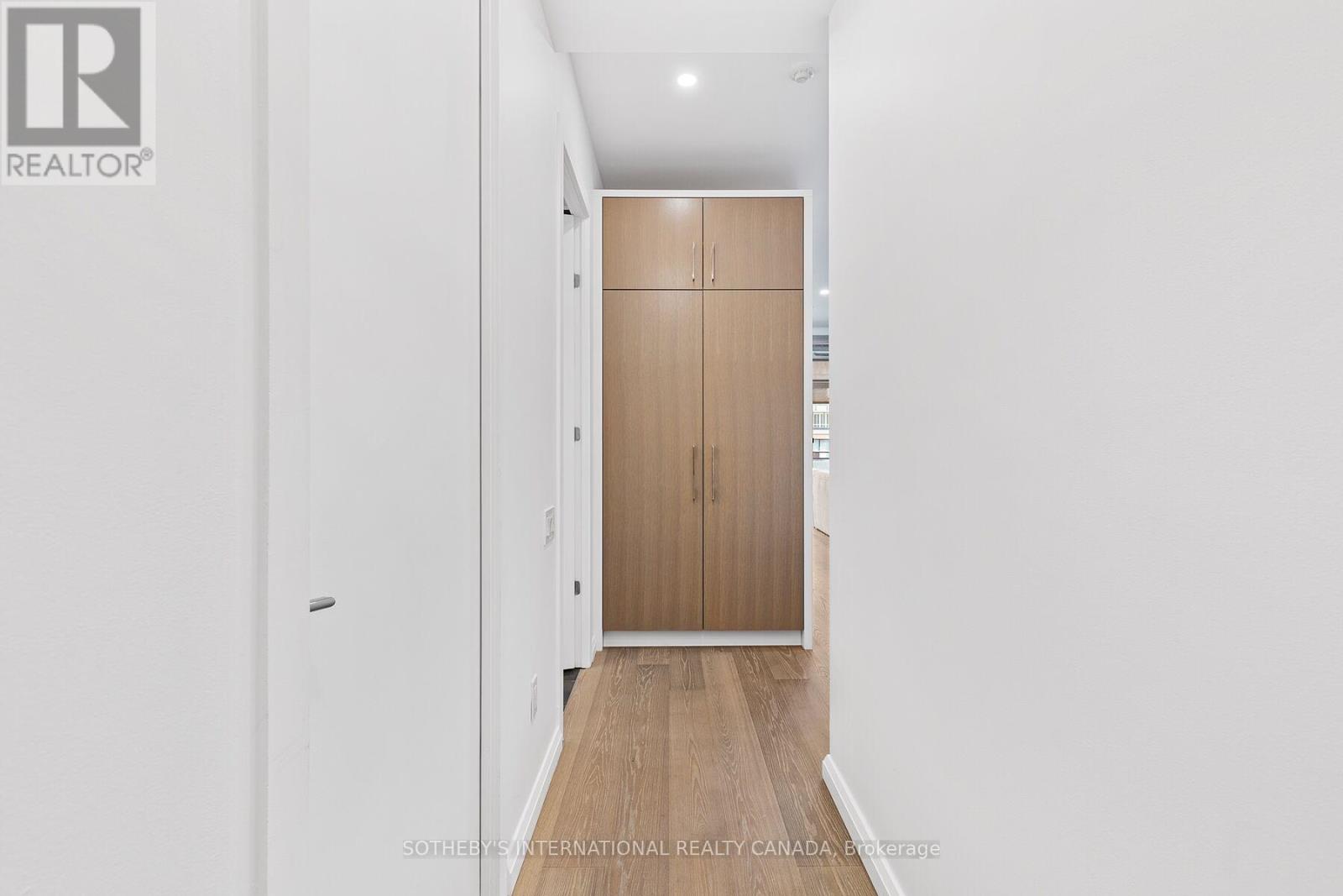 706 - 20 Stewart Street, Toronto, Ontario  M5V 1H6 - Photo 3 - C12303152