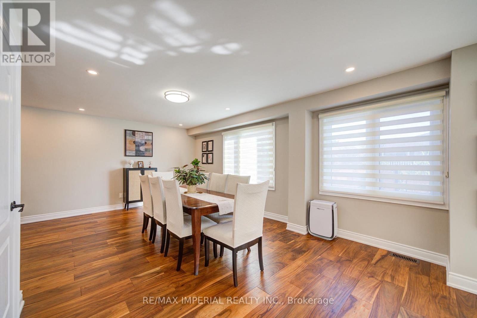 147 Millard Street, Whitchurch-Stouffville, Ontario  L4A 5A1 - Photo 7 - N12399178