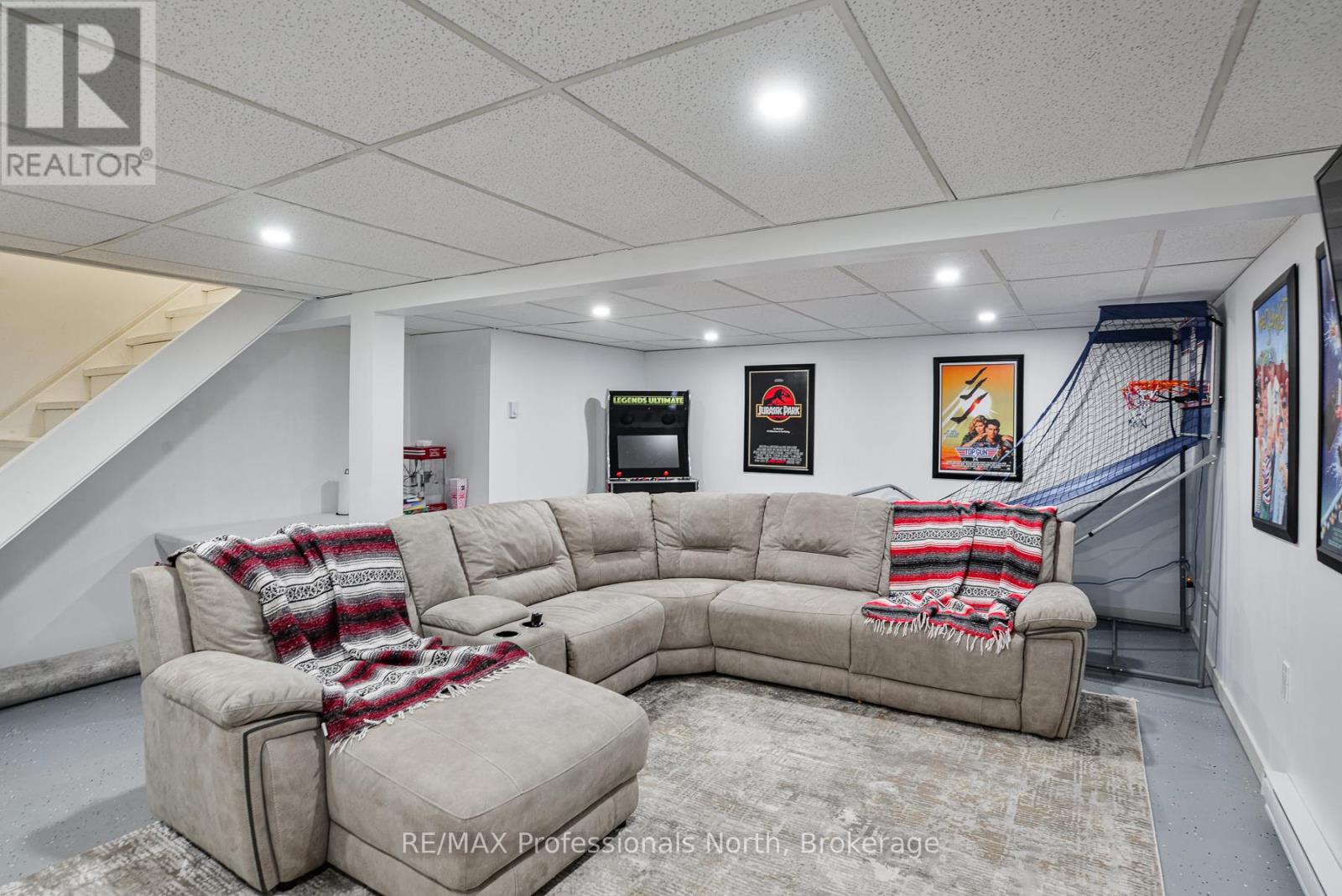1019 Springdale Shores Pvt, Bracebridge, Ontario  P1L 1W9 - Photo 12 - X12398879