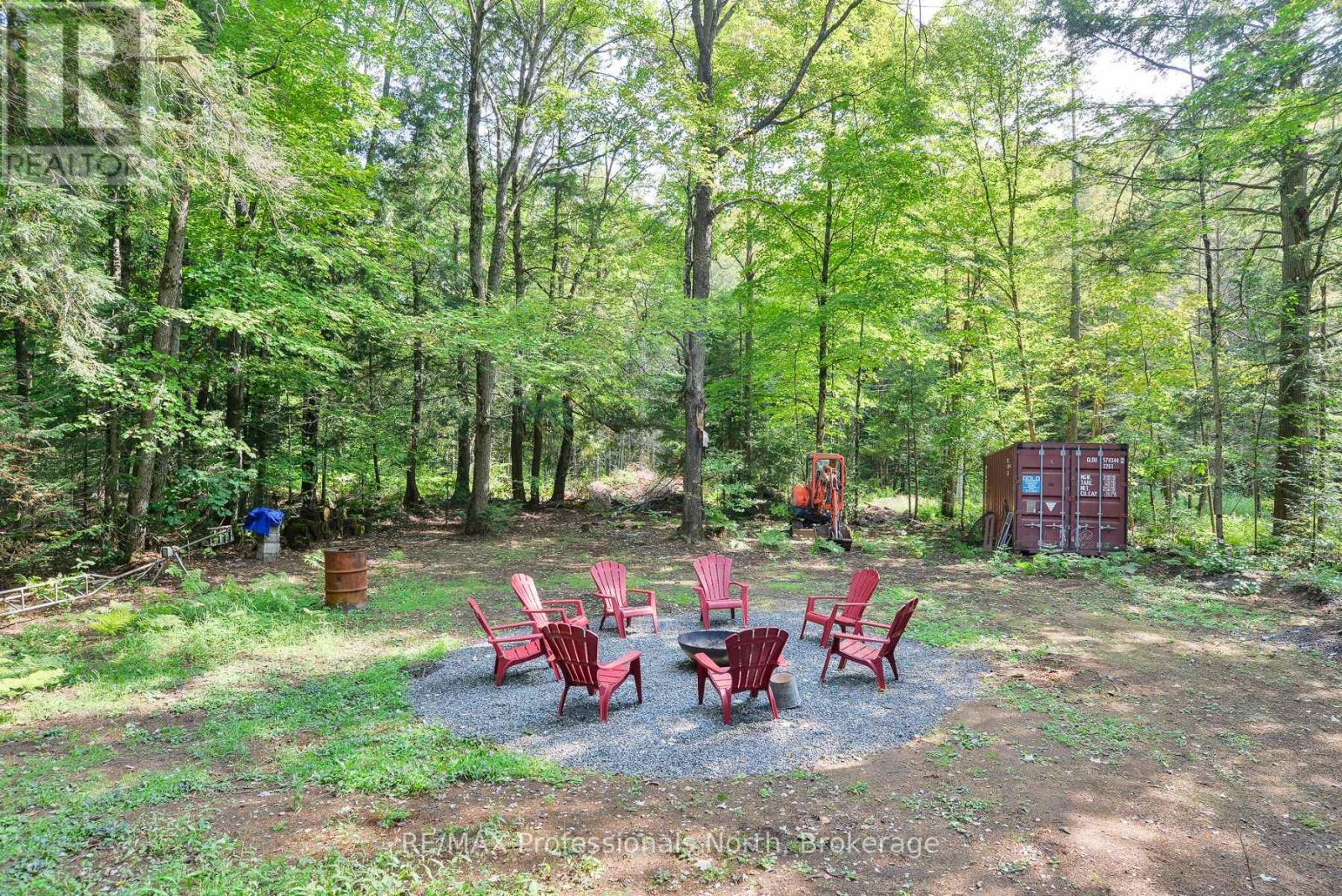 1019 Springdale Shores Pvt, Bracebridge, Ontario  P1L 1W9 - Photo 16 - X12398879