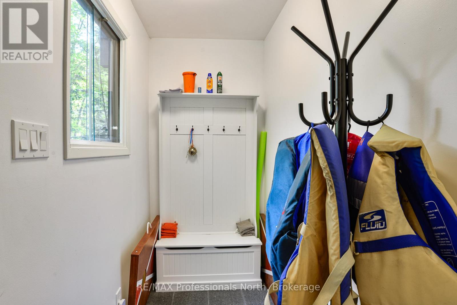 1019 Springdale Shores Pvt, Bracebridge, Ontario  P1L 1W9 - Photo 8 - X12398879