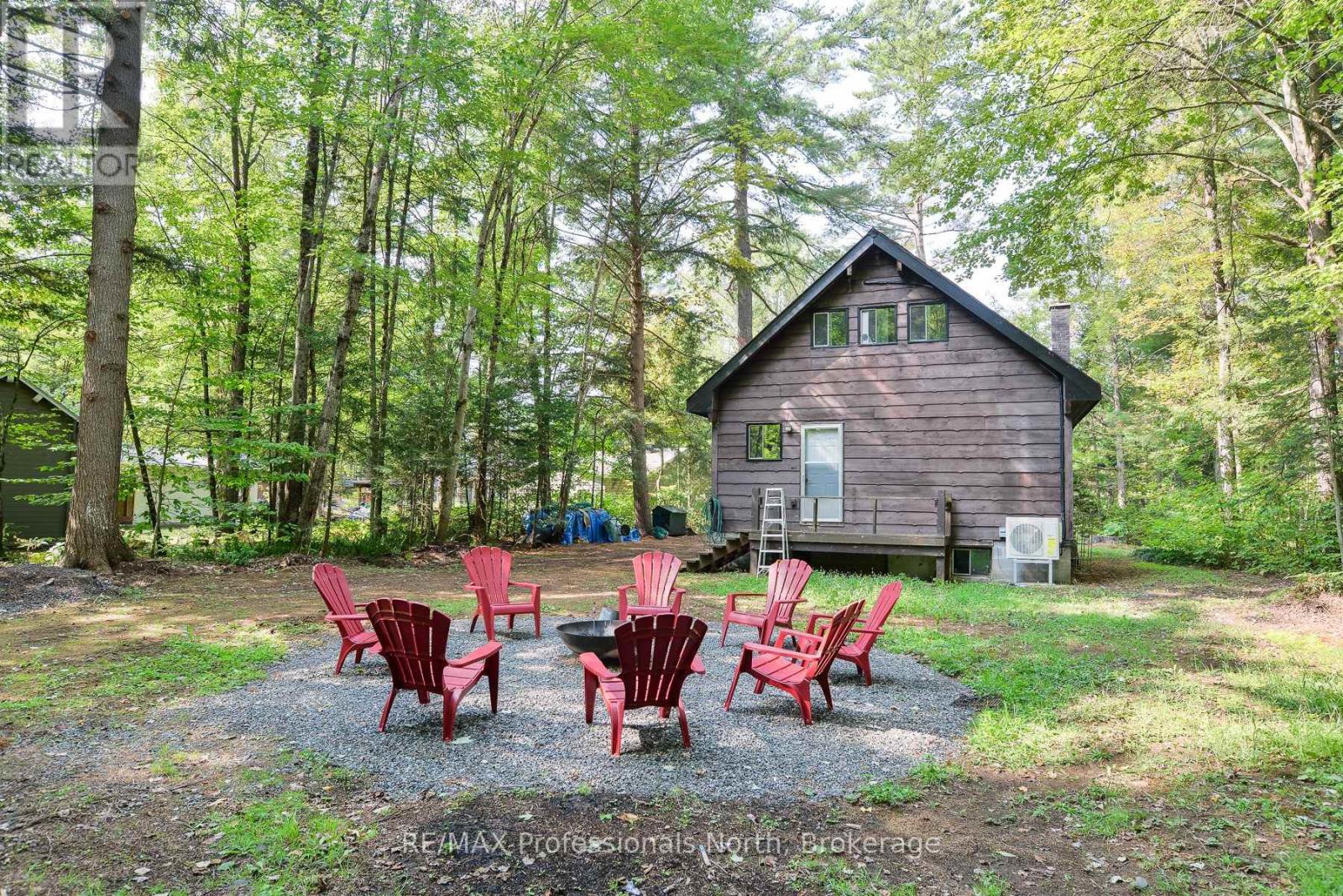 1019 Springdale Shores Pvt, Bracebridge, Ontario  P1L 1W9 - Photo 15 - X12398879