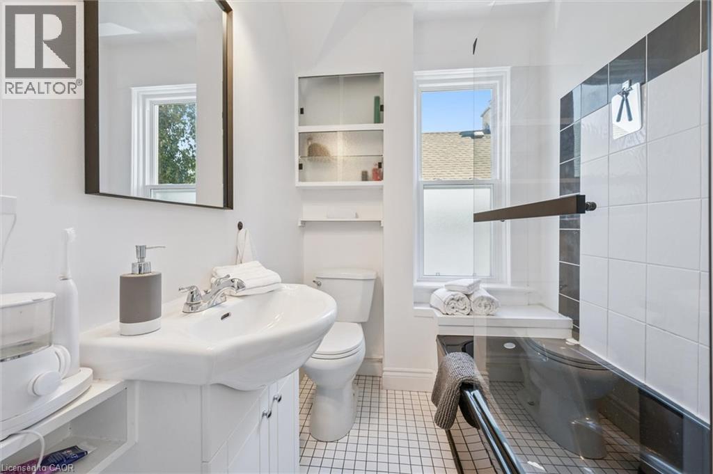 233 Duke Street E, Kitchener, Ontario  N2H 1B2 - Photo 29 - 40767704