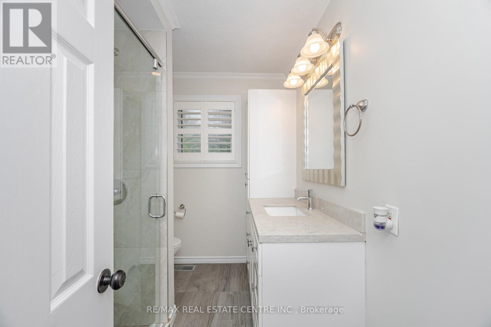 525 Swann Drive, Oakville, Ontario  L6L 3W9 - Photo 33 - W12399173