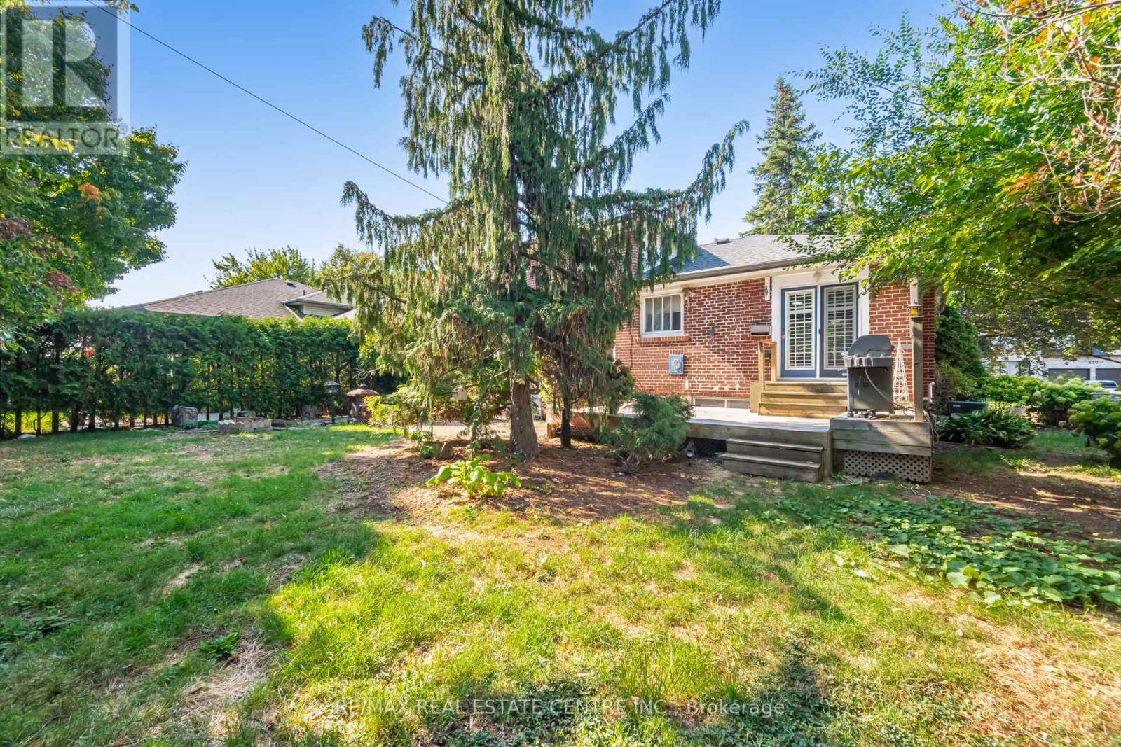 525 Swann Drive, Oakville, Ontario  L6L 3W9 - Photo 49 - W12399173