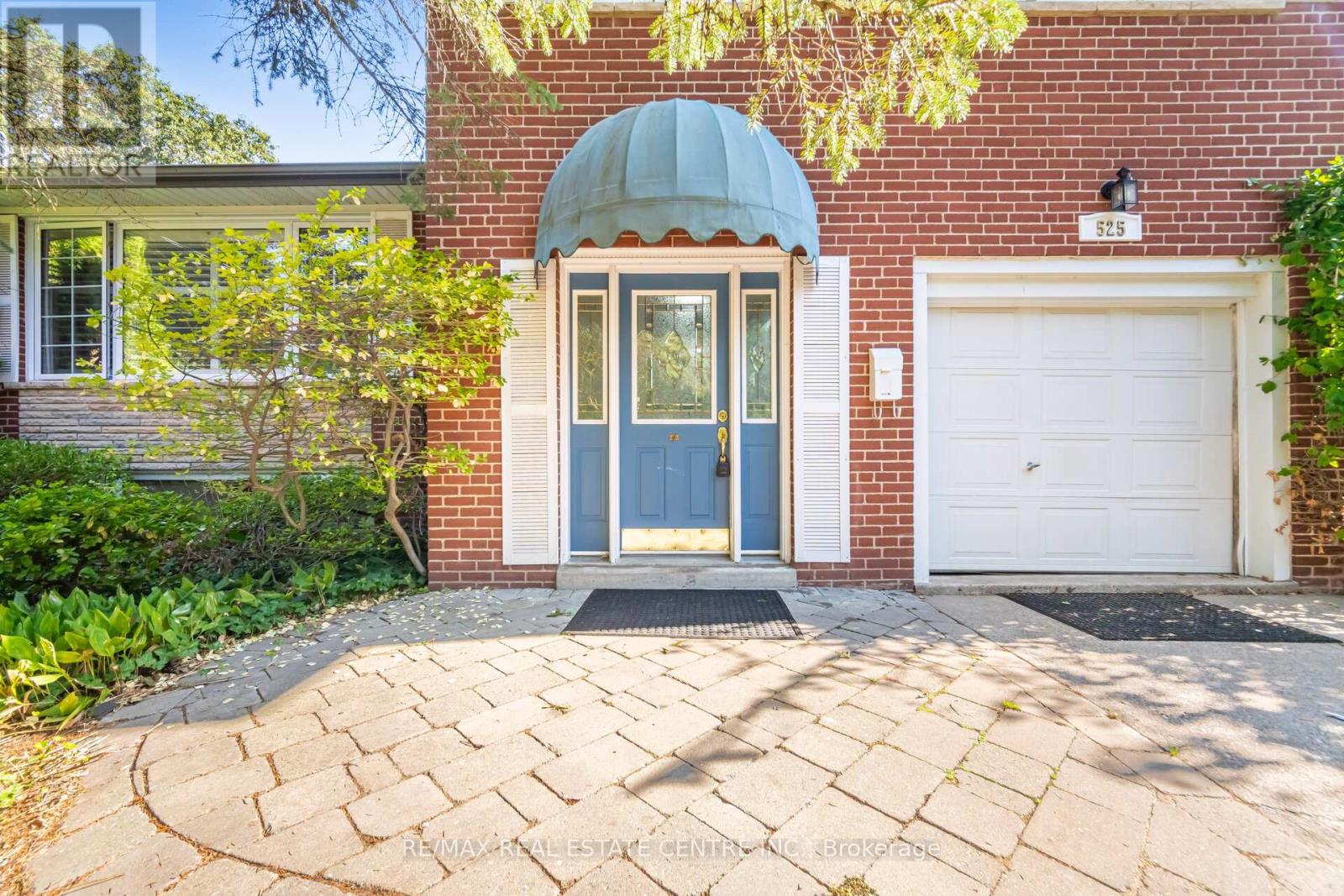 525 Swann Drive, Oakville, Ontario  L6L 3W9 - Photo 5 - W12399173