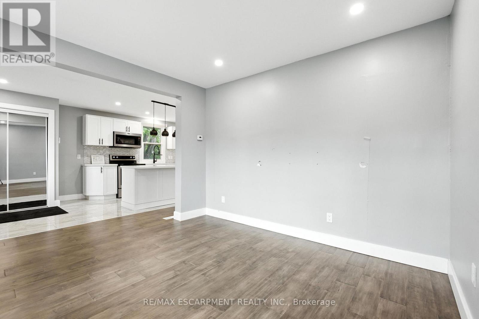 Property at 1233 CORIC AVENUE image 5